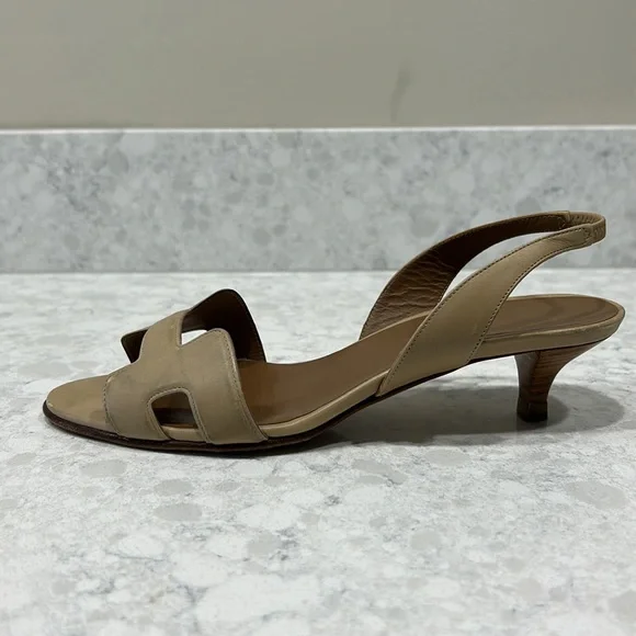 Hermes slingbacks. 36